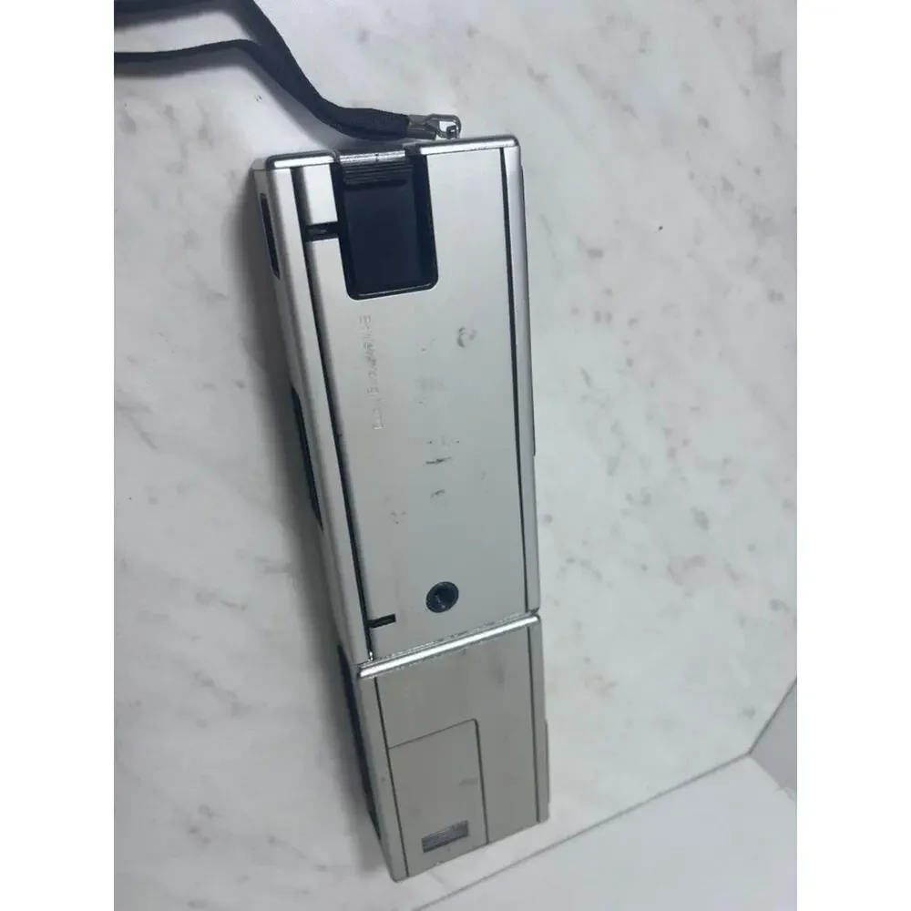 JC PENNY 33 INSTANT LOAD 110 CAMERA W FLASH Untested